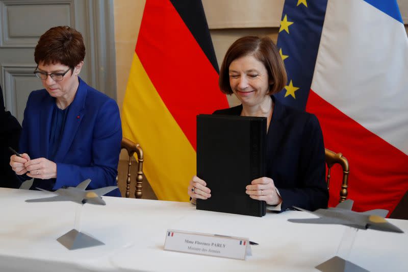 France, German, Spanish defence ministers sign contract for prototype of next-generation fighter in Paris