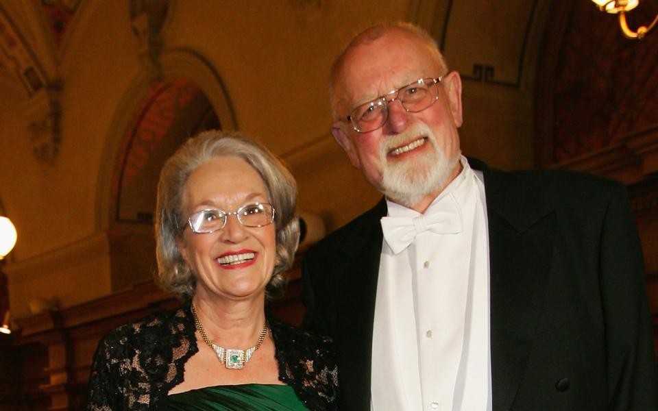 Roger Whittaker und seine Frau Natalie waren seit 1964 verheiratet. (Bild: 2008 Getty Images/Andreas Rentz)