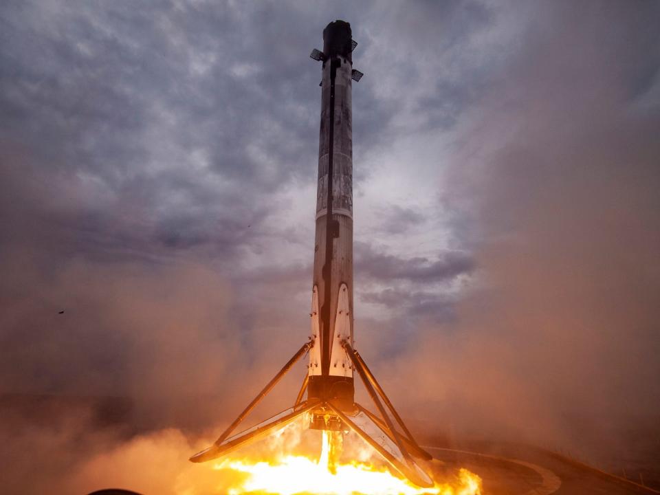 falcon 9 booster landing