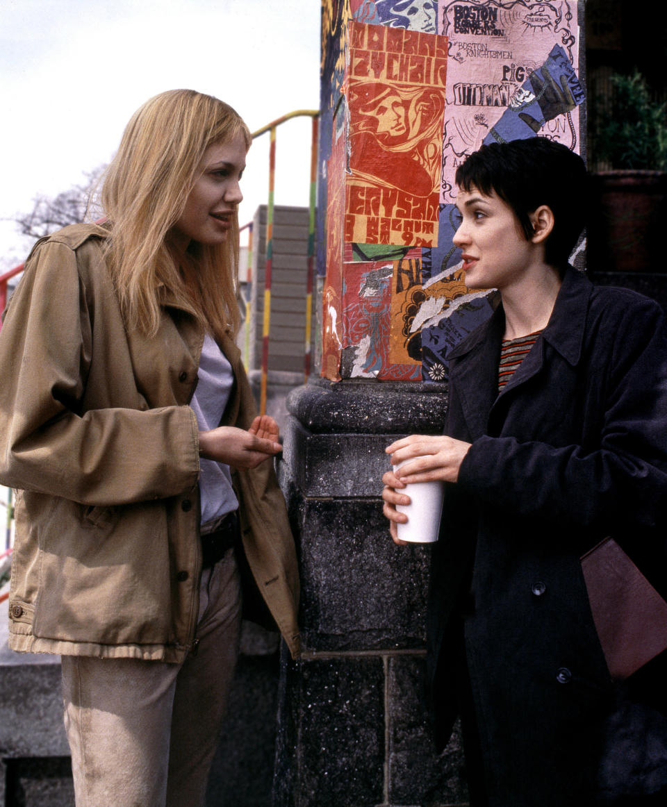 Ryder and Jolie behind-the-scenes of "Girl, Interrupted"