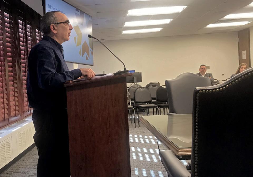 David Blatt speaking at Thursday's public hearing at the Oklahoma State Department of Education.