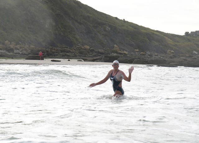 English Channel swimming record