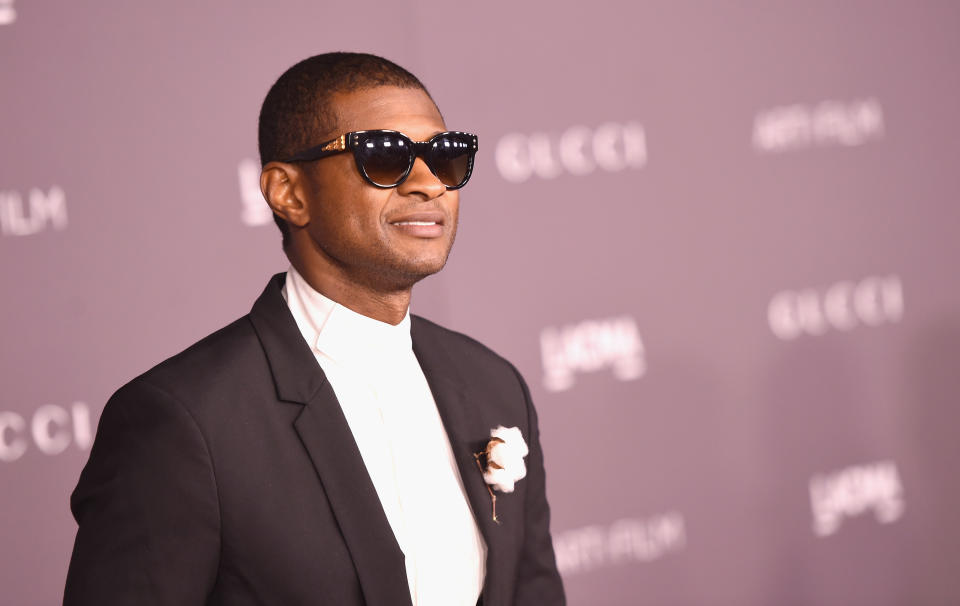 Usher attends the 2017 LACMA Art + Film Gala Honoring Mark Bradford And George Lucas at LACMA on November 4, 2017 in Los Angeles, California.