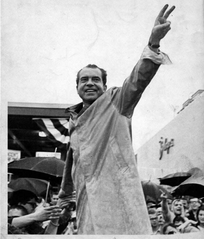 Presidential candidate Richard M. Nixon at Monmouth Shopping Center, Eatontown. (1968)