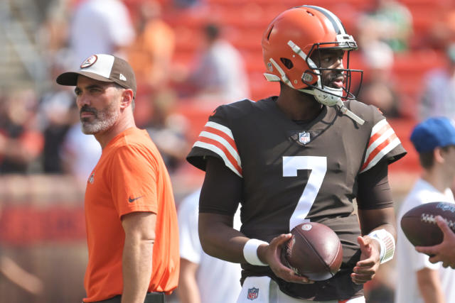 Cleveland Browns quarterback Jacoby Brissett vs. Carolina Panthers