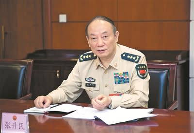 中國軍委委員張升明也傳出近兩天遭帶走調查。   圖：取自「解放軍報」