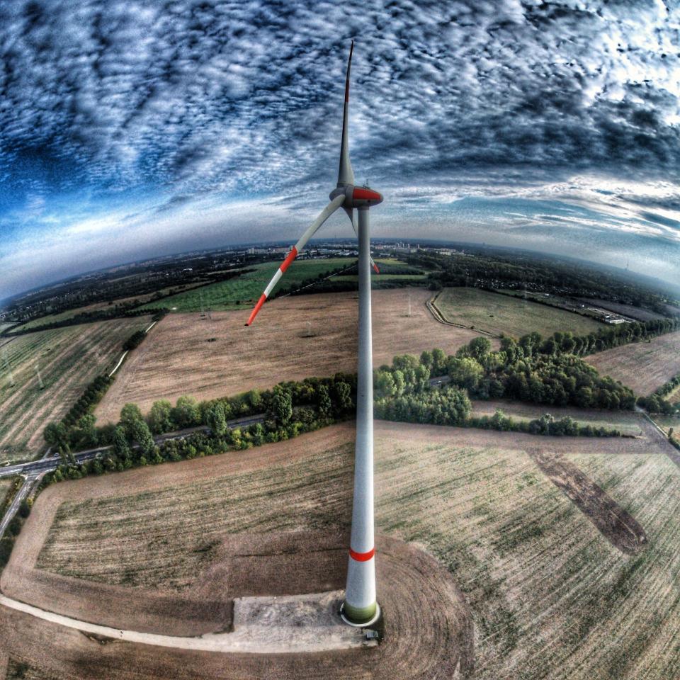 Wind power from approx. 120m height.