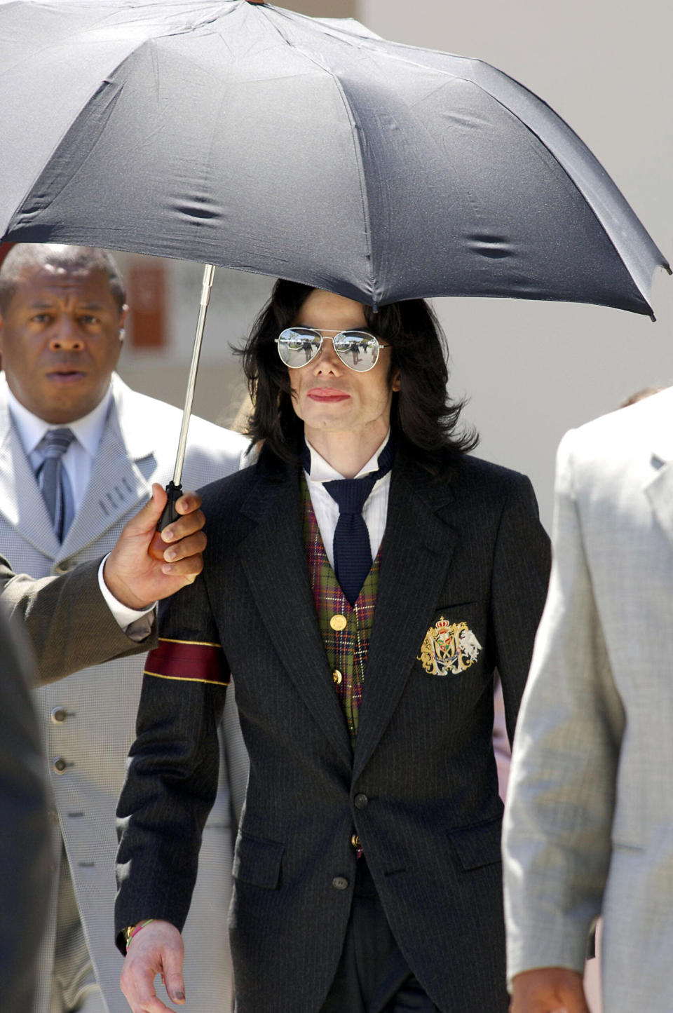 Michael Jackson's Estate Says 'Bad' Music Video Outfit Is Worth $271,000