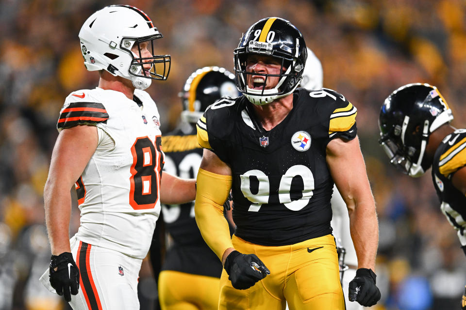 PITTSBURGH, PENNSYLVANIA – SEPTEMBER 18: T.J. Watt #90 of the Pittsburgh Steelers celebrates a tackle against the Cleveland Browns during the first quarter at Acrisure Stadium on September 18, 2023 in Pittsburgh, Pennsylvania. (Photo by Joe Sargent/Getty Images)