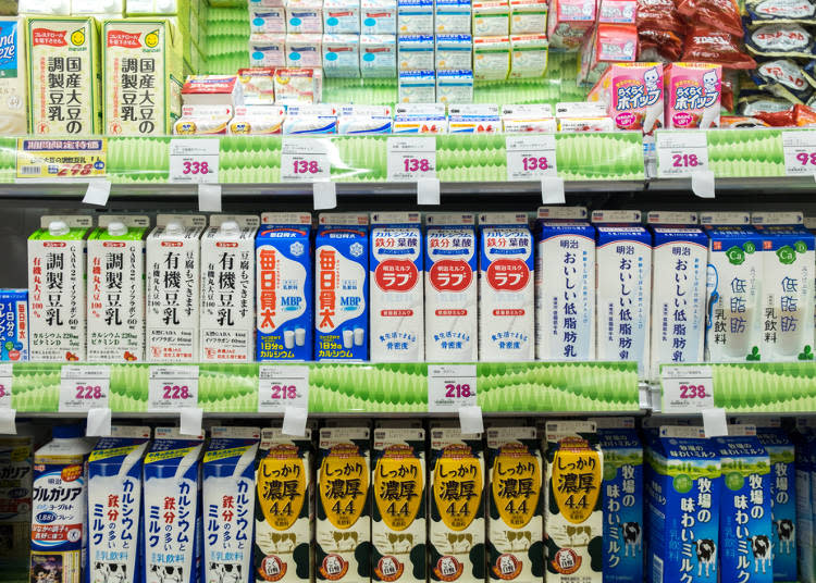 牛奶大多都會和豆乳一同陳列販售，台灣人想必都知道牛奶和豆乳的不同處。