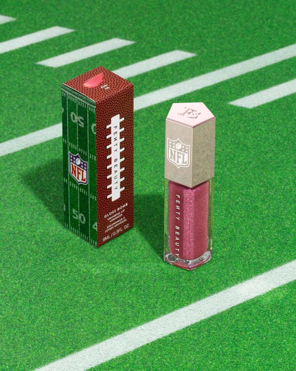 Fenty Beauty Gloss Bomb Universal Lip Luminizer: NFL Showstopp'r Edition