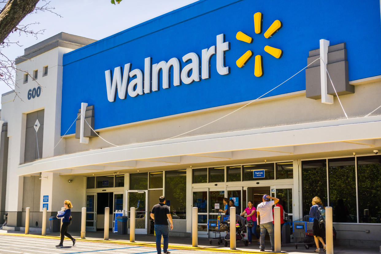 A woman says she found a note slamming Santa after shopping at Walmart. (Photo: Getty)