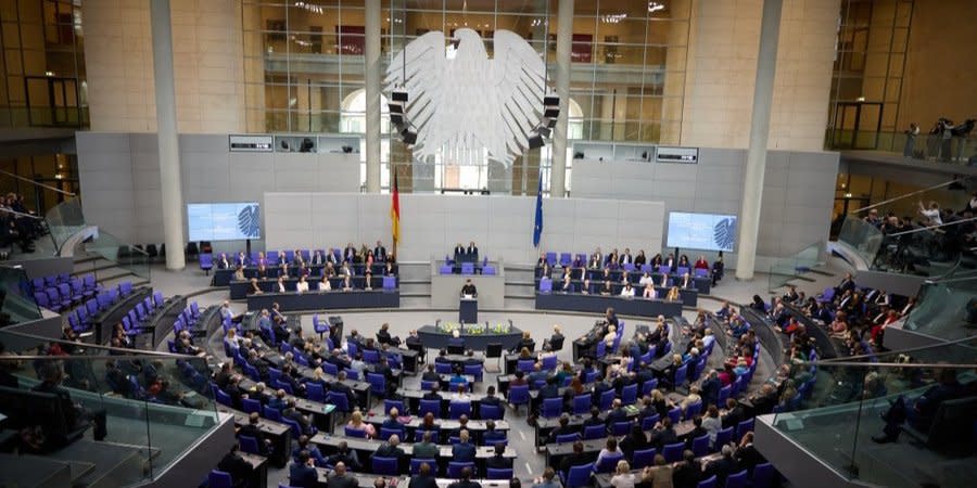 Volodymyr Zelenskyy delivers a speech in the Bundestag