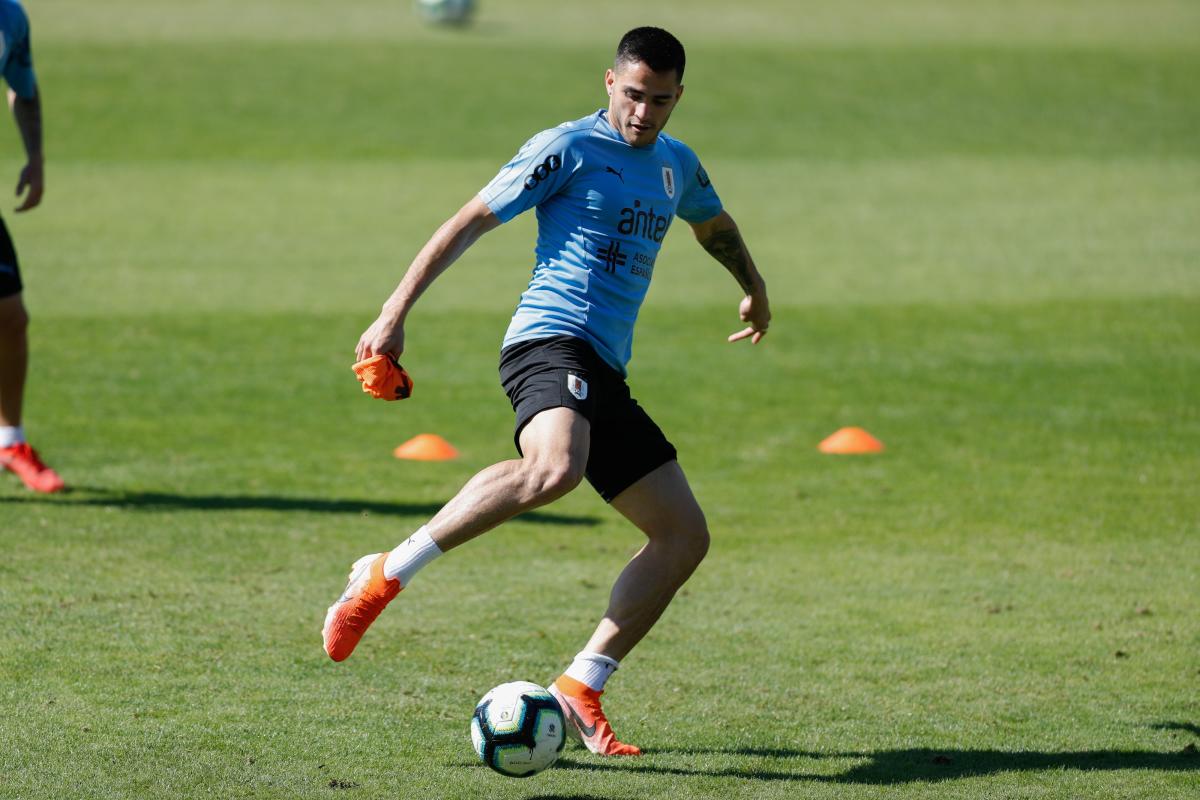 Uruguay se entrena sin Vecino, que está pasando pruebas médicas