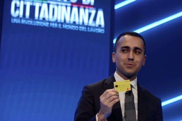 ROME, ITALY - FEBRUARY 04: Minister of Labour Luigi di Maio presents the website and the credit card of the Income of Citizenship (Reddito di Cittadinanza in italian), on February 04, 2019 in Rome, Italy. (Photo by Simona Granati - Corbis/Getty Images,) (Photo: Simona Granati - Corbis via Getty Images)