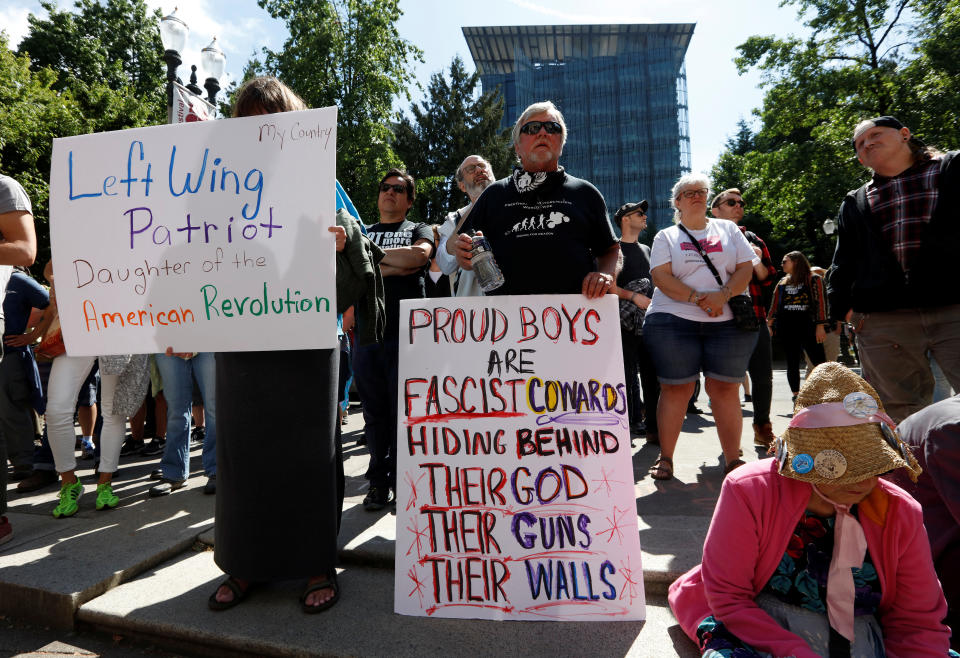 <p>Protesters gather before a rally by the right-wing Patriot Prayer group in Portland, Ore., Aug. 4, 2018. (Photo: Bob Strong/Reuters) </p>