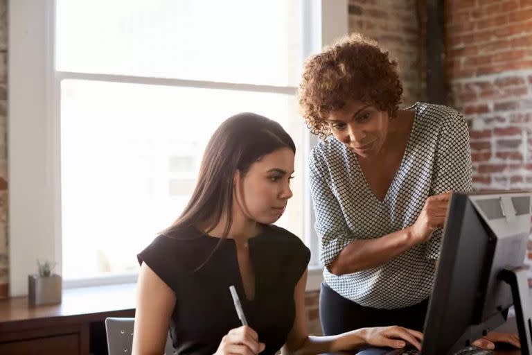 Miles de empleados de 70 empresas en Gran Bretaña participan del programa piloto de la semana laboral de cuatro días