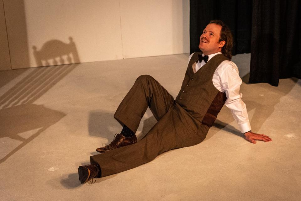 Tiemen Godwalt plays 1920s Indianapolis Times editor Boyd Gurley in “Kluckers: Indiana and the 1920’s Ku Klux Klan,” an original play by James Geisel produced by The Acting Ensemble and The History Museum with performances May 19 to June 4, 2022, at both organizations.