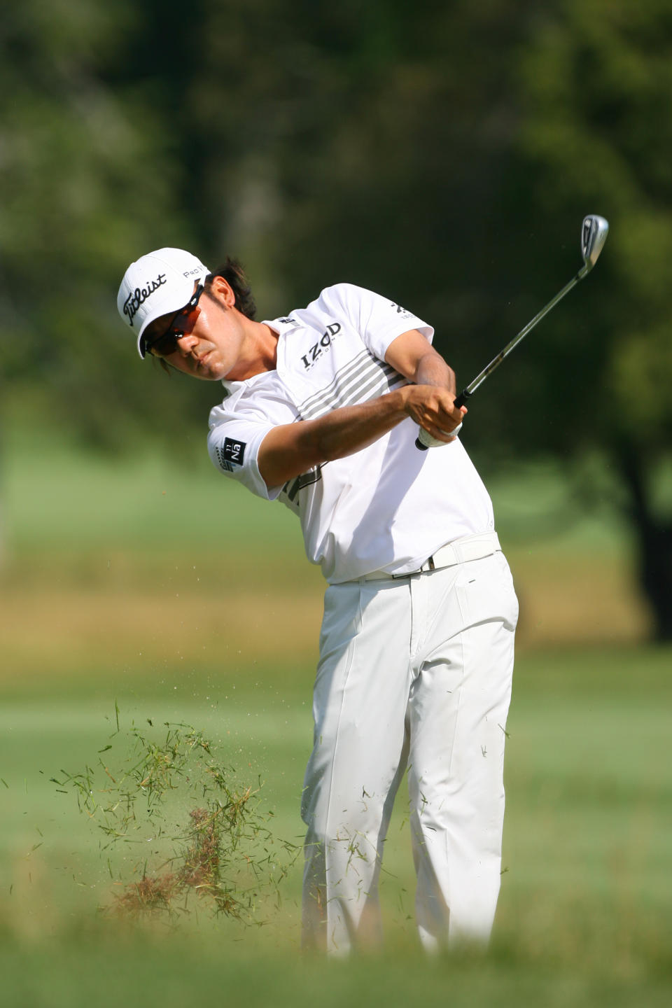 Kevin Na hits his second shot on the seventh hole during the first round of the Greenbrier Classic at the Old White TPC on July 5, 2012 in White Sulphur Springs, West Virginia. (Photo by Hunter Martin/Getty Images)