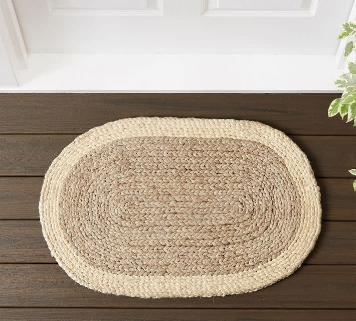 10) Braided Oval Natural Fiber Doormat