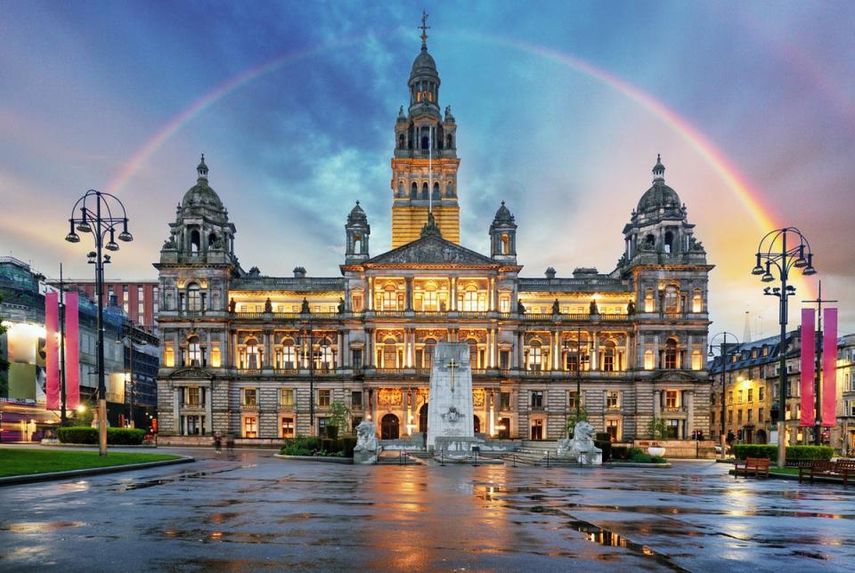 Glasgow City Chambers and George Square (Getty Images/iStockphoto)