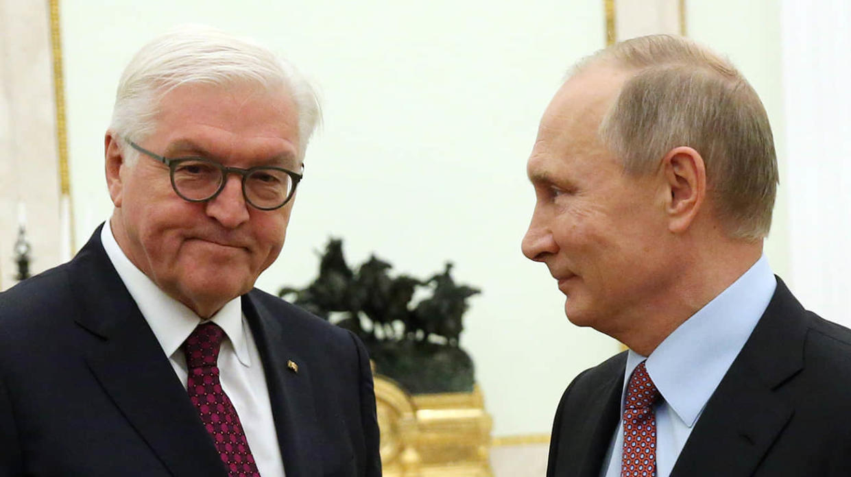 Steinmeier and Putin. Photo: Getty Images