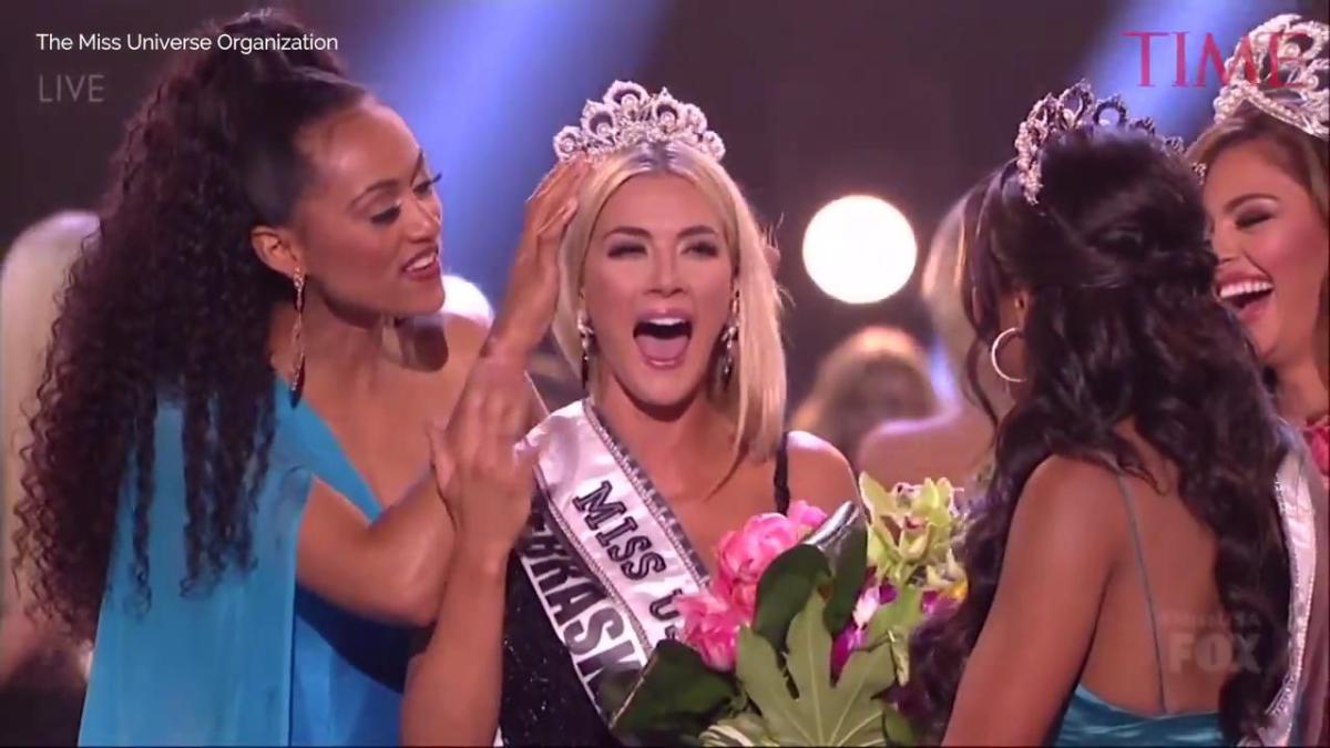 Miss Nebraska is crowned Miss USA