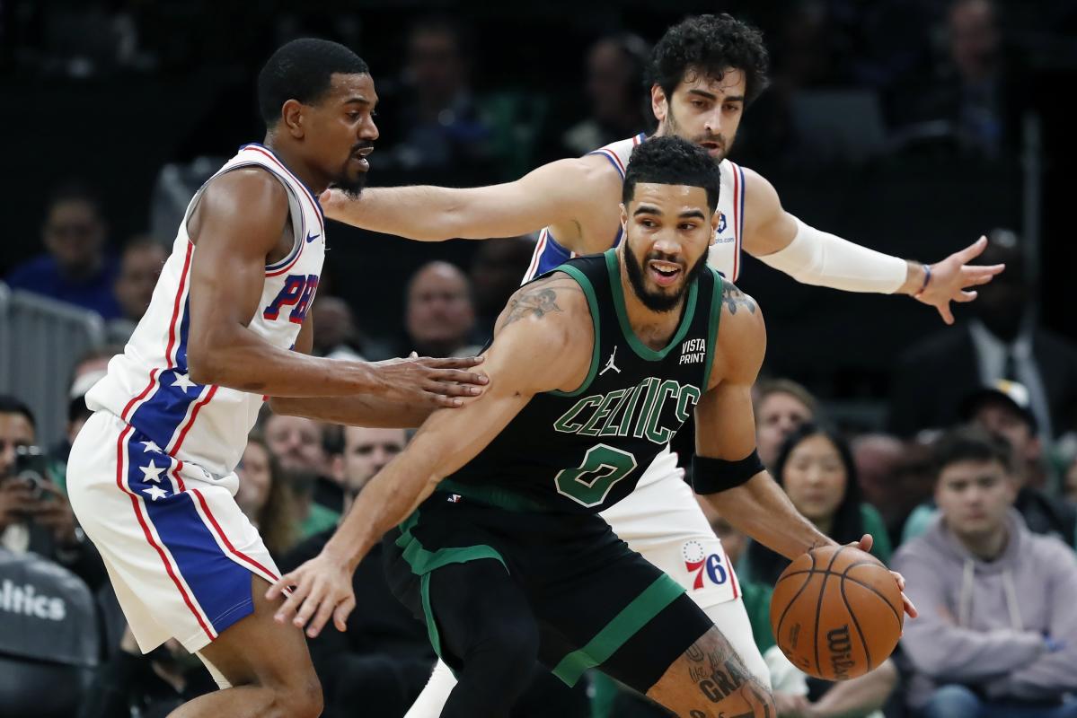 Tyrese Maxey scores 42 points, short-handed 76ers outlast Rockets 131-127