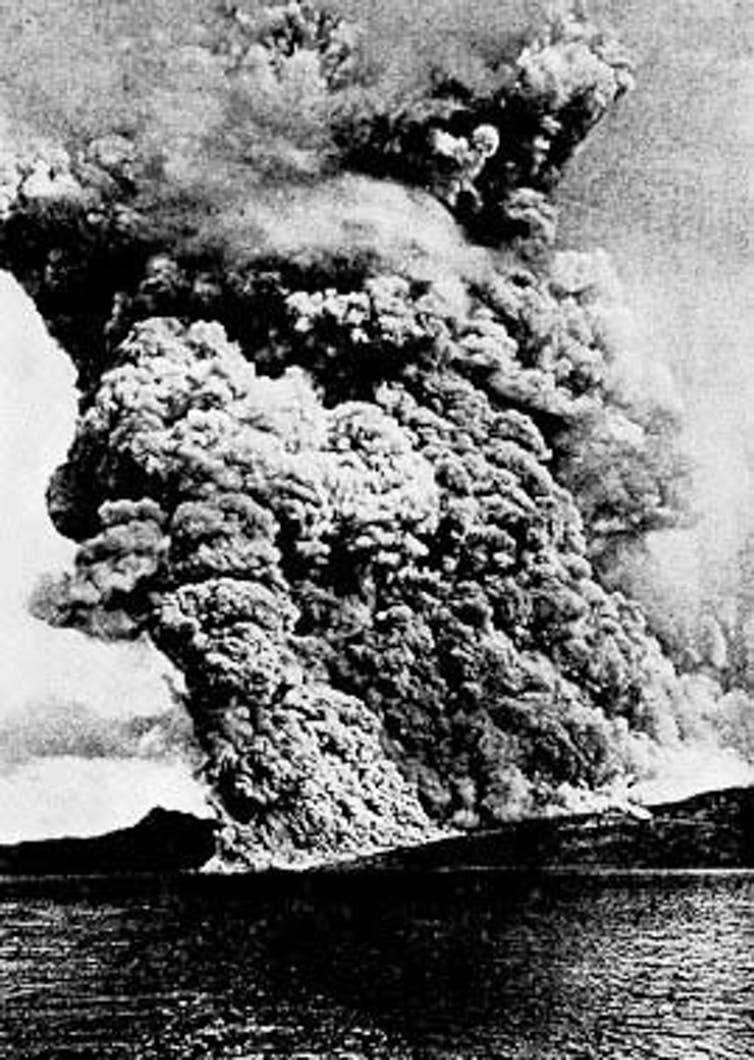 <span class="caption">Pyroclastic flows from Mount Pelée killed 30,000 thousand people.</span> <span class="attribution"><a class="link " href="https://commons.wikimedia.org/wiki/File:Pelee_1902_2.jpg" rel="nofollow noopener" target="_blank" data-ylk="slk:Angelo Heilprin;elm:context_link;itc:0;sec:content-canvas">Angelo Heilprin</a></span>