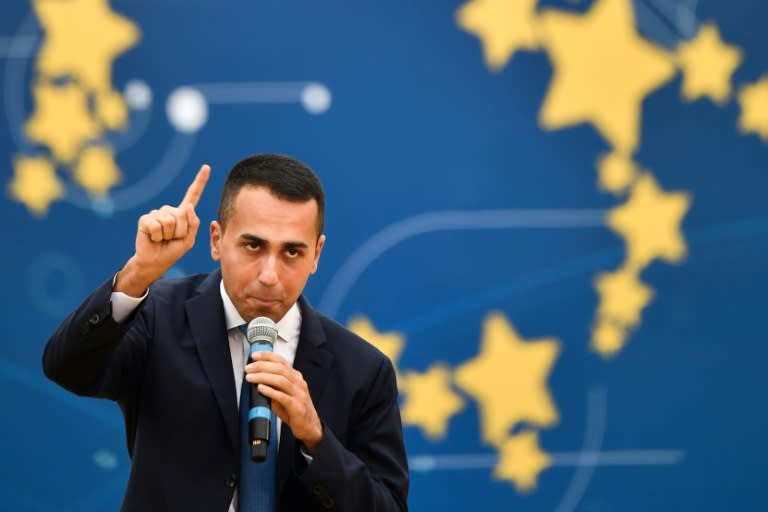 Italian Vice premier Luigi Di Maio appears open to reducing a draft budget deficit that has stoked tension with EU officials