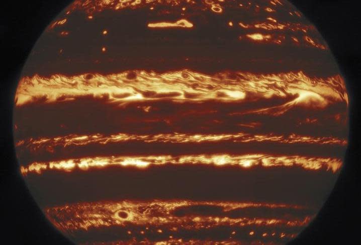 This image showing the entire disk of Jupiter in infrared light was compiled from a mosaic of nine separate pointings observed by the international Gemini Observatory: International Gemini Observatory/NOIRLab/NSF/AURA, M.H. Wong (UC Berkeley) and team