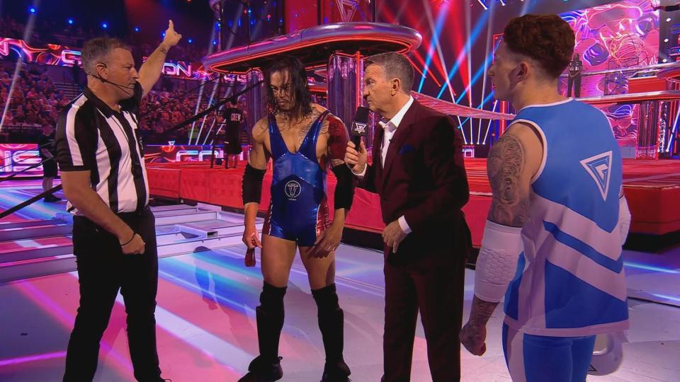 Ref Mark Clattenburg getting stern with Viper as Bradley Walsh looks on nervously. (BBC/Hungry Bear Media)