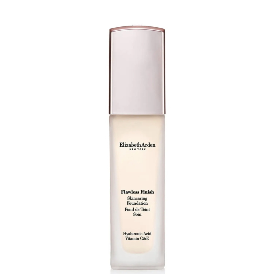 Elizabeth Arden - Flawless Finish Skincaring Foundation 30ml (Various Shades)