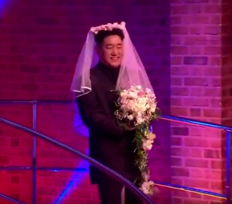 Fake Kim Jong Un about to fake-marry a fake Donald Trump on <em>The Last Leg</em>. (Photo: Channel 4)