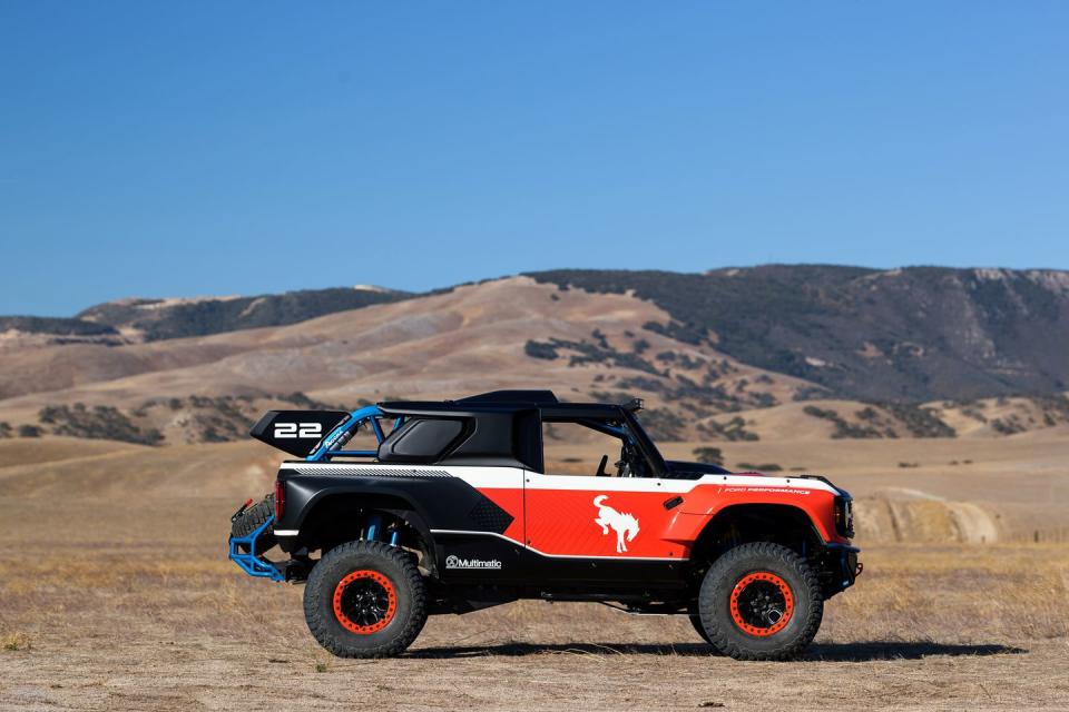 2023 ford bronco dr