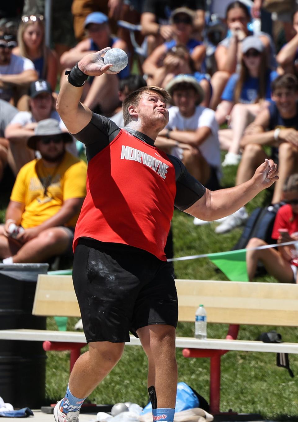 Norwayne senior Colby Morlock broke Smithville's Larry Kolic's shot put record of 64'9" set in 1981, with a throw of 64'11" to finish second in the shot put.