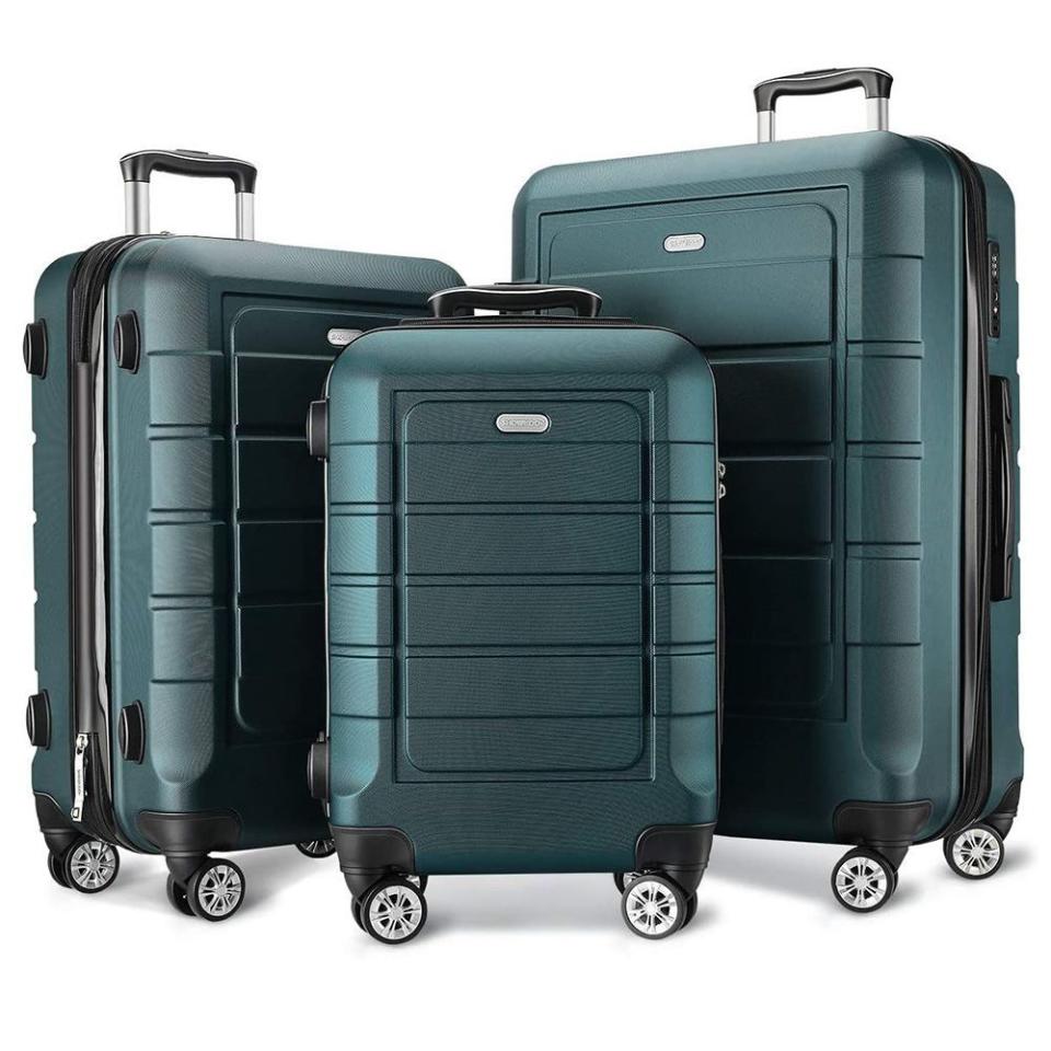 24) SHOWKOO Luggage Set
