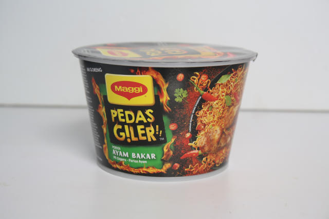 MAGGI Spicy Chicken Noodles