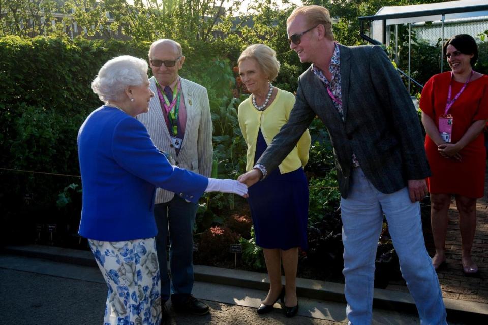 The Queen met Chris Evans at the Chelsea Flower Show (Getty Images)