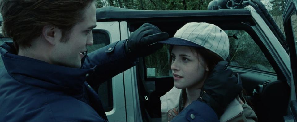 twilight baseball scene edward bella jeep 1