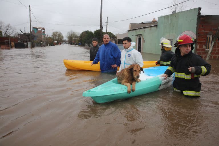 Inundaciones en Villa Elvira, en La Plata