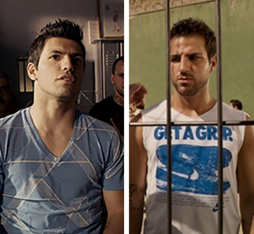 <p>En ‘Torrente 4’ (2011), también tenían una aparición especial Kun Agüero y Cesc Fábregas como dos de los internos de la prisión en la que estaba el personaje creado por Santiago Segura. (Foto: Amiguetes Entertainment / Antena 3 Films / Canal + España). </p>