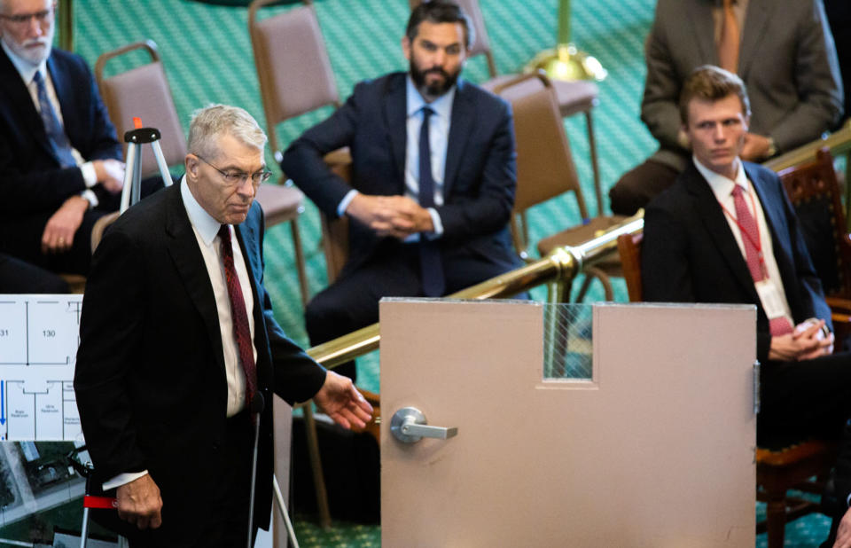 Image: Texas Department of Public Safety Director Steve McCraw demonstrates how an interior door from Robb Elementary School failed to securely lock during a Texas Senate Special Committee hearing in Austin on June 21, 2022. (Sara Diggins / USA Today Network via Imagn file)