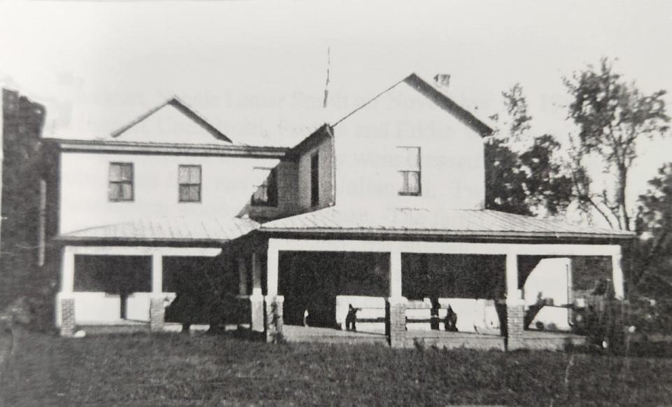 Antebellum home acquired as part of the Hopper farmland purchase and home to the family until the early 1960s when it was demolished