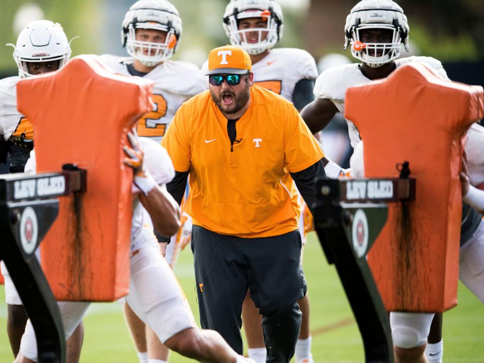 Tennessee tight ends coach Brian Niedermeyer during Tennessee's afternoon football practice on Tuesday, April 9, 2019. 