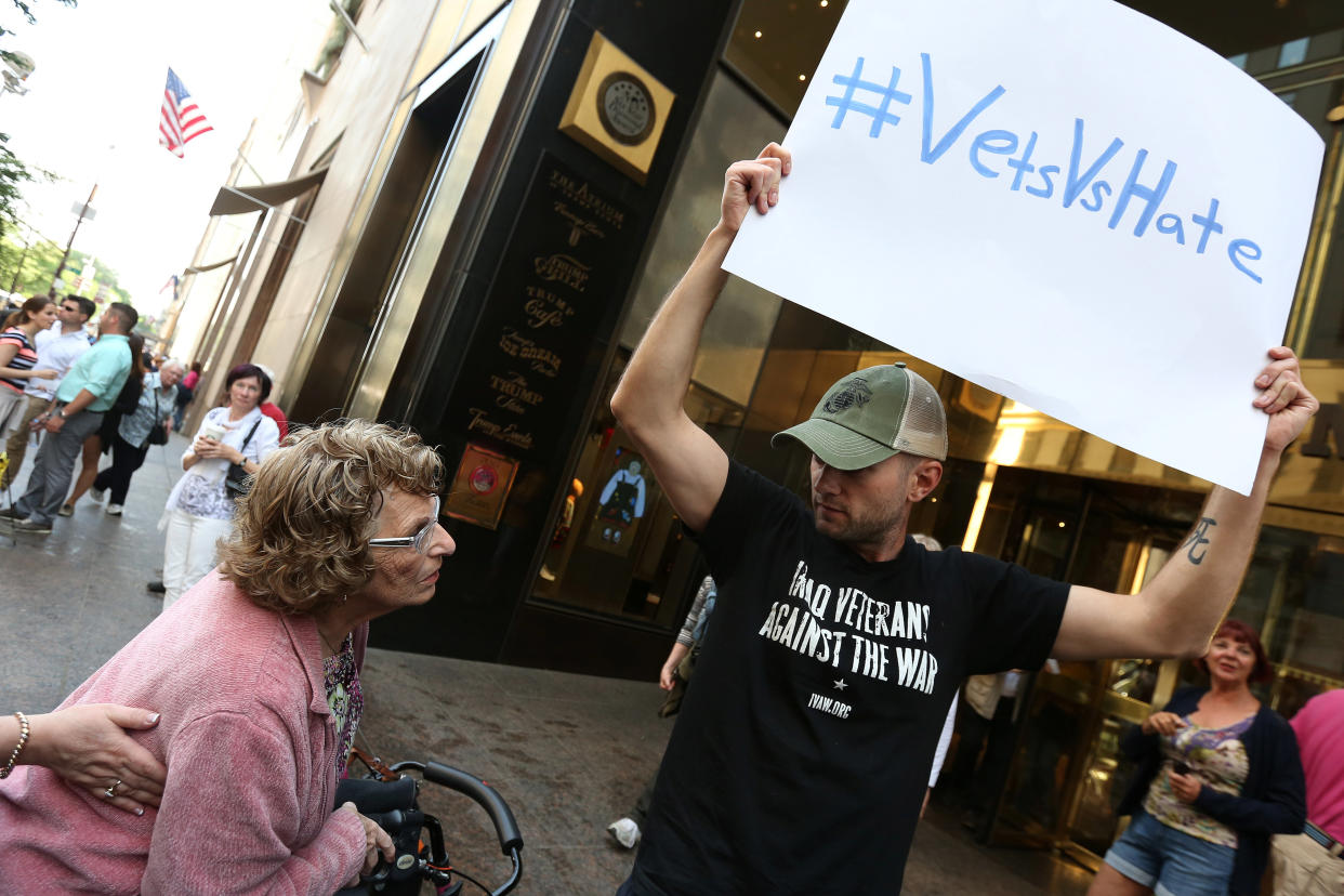 A veteran protesting outside Trump Tower in New York&nbsp;City in 2016. (Photo: Carlo Allegri / Reuters)