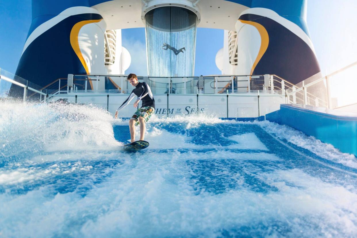 Surf Simulator, Royal Caribbean