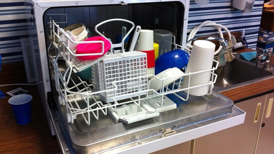多數網友則表示，真的後悔太晚才買洗碗機。（圖／翻攝自pixabay）