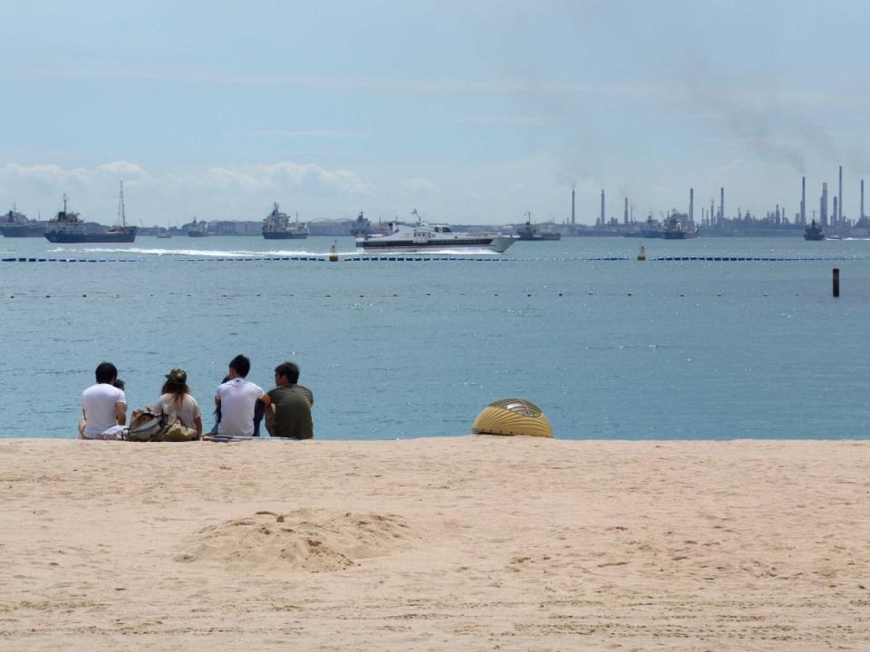 sentosa beach singapore