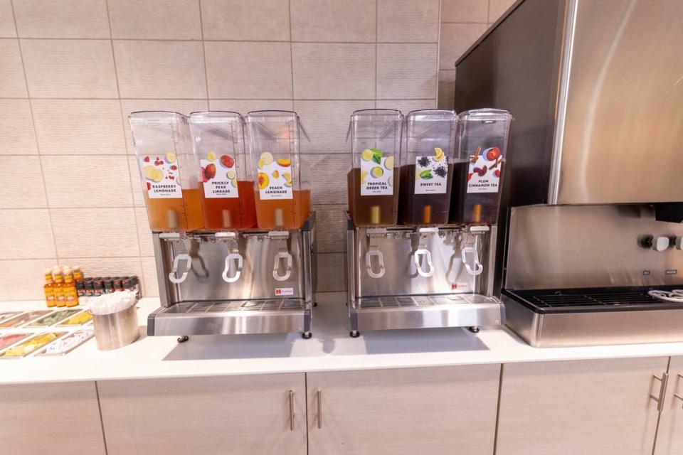 Beverage options at Salata include flavored lemonades and teas.